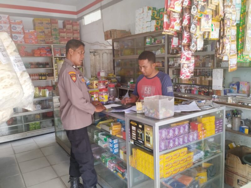 Marak Pencurian, Polisi Mandor Datangi Toko dan Beri Edukasi Keamanan