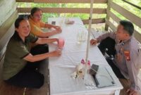 Ngobrol Santai dengan Ibu-Ibu, Polisi Sengah Temila Imbau Waspada Kejahatan Jalanan