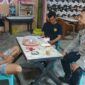 Polisi Mandor Datangi Warga Saat Patroli Malam