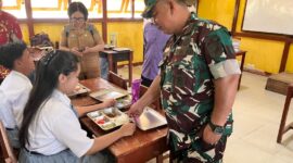 Danramil Kembayan Dampingi Launching Program Makan Bergizi Gratis untuk Pelajar di Sanggau