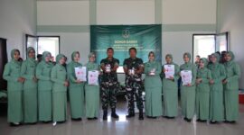 Aksi Donor Darah Yonif TP 833/BD Warnai Peringatan HUT ke-80 Persit KCK di Sanggau