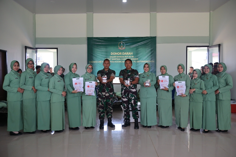 Aksi Donor Darah Yonif TP 833/BD Warnai Peringatan HUT ke-80 Persit KCK di Sanggau