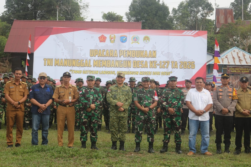 TMMD Reguler ke-127 Resmi Dimulai, Kodam XII/Tpr Fokus Bangun Desa Sintang dan Ketapang