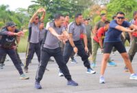 Olahraga Bersama TNI-Polri di Lapter Sintang Perkuat Sinergi dan Kepedulian Lingkungan