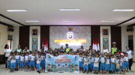 Edukasi Sejak Dini, Siswa TK Ikuti Program Polisi Sahabat Anak di Melawi