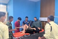 Respons Darurat Yonif TP 833/BD Selamatkan Korban Laka Lantas di Sanggau