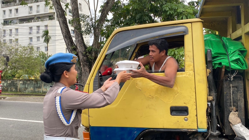Bidpropam Polda Kalbar Hadir di Tengah Masyarakat, Program Gerobak Presisi Disambut Antusias