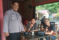 Polsek Sengah Temila Laksanakan Patroli Ramadhan, Polisi Dekat dengan Warga