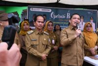 Ria Norsan dan Bupati Sintang Pantau Operasi Pasar, Sembako Dijual di Bawah Harga Pasar