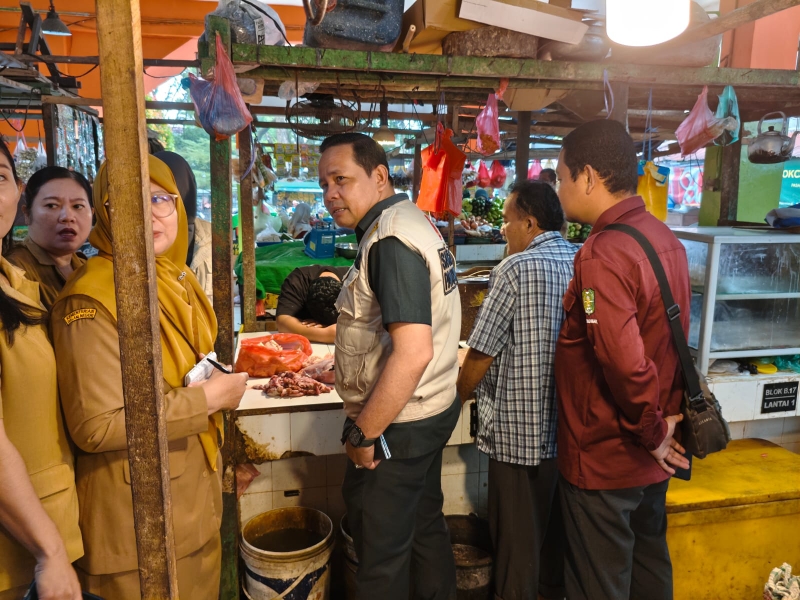 Satgas Pangan Kalbar Pantau Pasar Kemuning, Harga Sembako Pontianak Masih Stabil