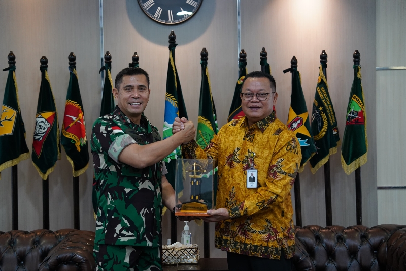 Pangdam XII/Tanjungpura Terima Kunjungan Dirut Bank Kalbar, Bahas Kerja Sama Pembangunan Daerah