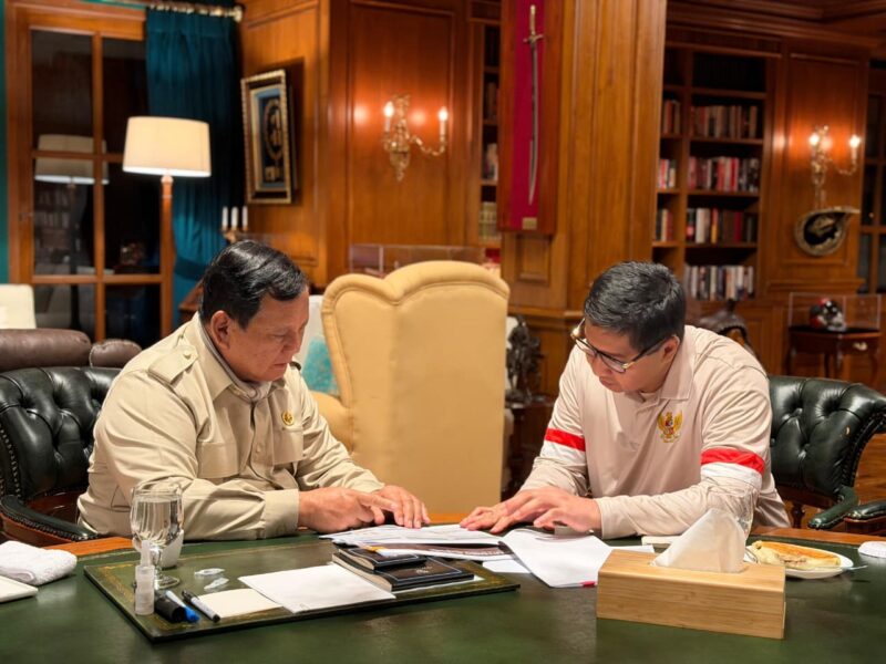 Percepat Akses Hunian Rakyat, Presiden Prabowo Bahas Proyek Perumahan di Hambalang.(Foto: BPMI Setpres)