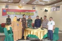 Dandim 1206/Putussibau dan Forkopimda Kapuas Hulu Ikuti Sosialisasi Gerakan Lingkungan Bebas Sampah