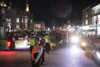 Polres Melawi Kawal Pawai Lampion Imlek 2577 di Nanga Pinoh