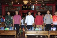 Kapolres Ketapang AKBP Muhammad Harris, S.H., S.I.K., M.I.K., CPHR Hadiri Puncak Cap Go Meh 2577 dan Lepas Pawai Naga di Klenteng Tua Pek Kong