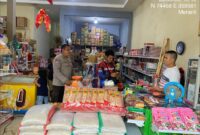 Polisi Polsek Meranti Cek Stok dan Harga Bahan Pokok Jelang Lebaran