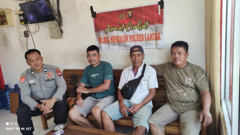 Jum’at Curhat Polsek Menjalin, Warga Sampaikan Aspirasi Langsung kepada Polisi