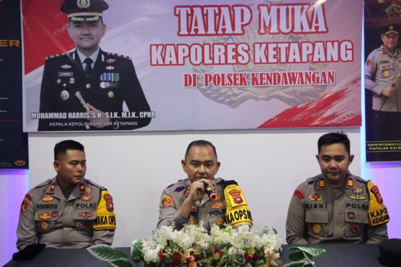 Dekat Bersama Jajarannya, Kapolres Ketapang AKBP Muhammad Harris Gelar Tatap Muka dengan Personel Polsek Kendawangan