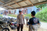 Pendekatan Humanis, Bhabinkamtibmas Polsek Meranti Sapa Pekerja Bengkel