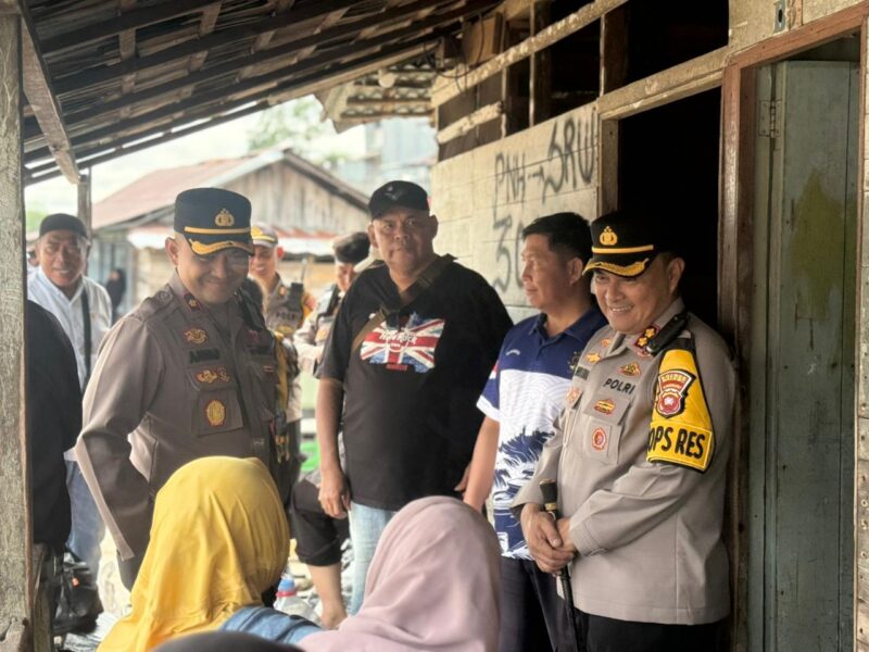 Kapolres Melawi Tinjau Langsung Arus Mudik di Dermaga ASDP Nanga Pinoh