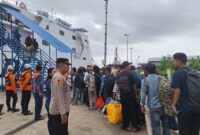 Pengamanan Ketat di Pelabuhan Sukabangun Saat Keberangkatan KM Dharma Ferry II