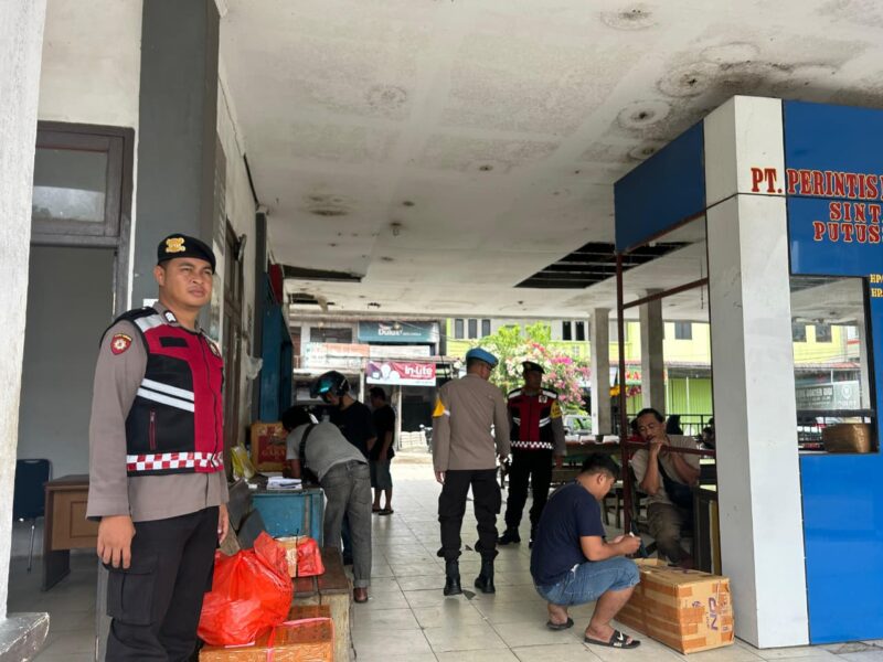 Satgas Preventif Polres Sintang Jaga Titik Rawan Selama Musim Mudik Lebaran