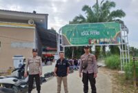 Polsek Kuala Behe Bersama Ormas Amankan Sholat Idul Fitri di Masjid Nurul Iman