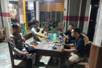 Aipda H. Riyanto dan Brigpol Viter S Patroli Malam di Pasar Menjalin, Polsek Menjalin Perkuat Kamtibmas