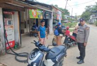 Hadir di Tengah Aktivitas Warga, Polsek Air Besar Pastikan Lingkungan Tetap Aman