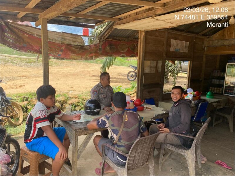 Sinergi Polisi dan Warga, Polsek Meranti Hadir di Warung Sampaikan Imbauan Kamtibmas