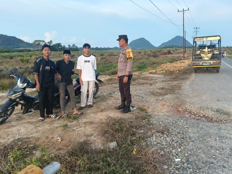 Polsek Belimbing Cegah Dini Aksi Berbahaya Balapan Liar Melalui Patroli dan Edukasi Remaja