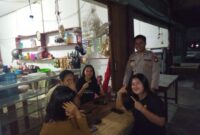 Remaja Asyik Nongkrong Disambangi Polisi, Diberi Edukasi Bahaya Bullying dan Narkoba