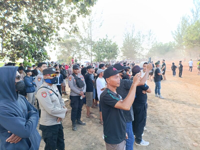 Polsek Matan Hilir Selatan Laksanakan Pengamanan Kejuaraan Idul Fitri Grasstrack of Glory 2026