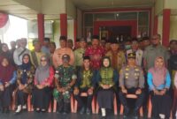 Danramil 07/Teluk Keramat Kapten Inf Waniran Hadiri Pisah Sambut Camat, Perkuat Sinergi Forkopimcam