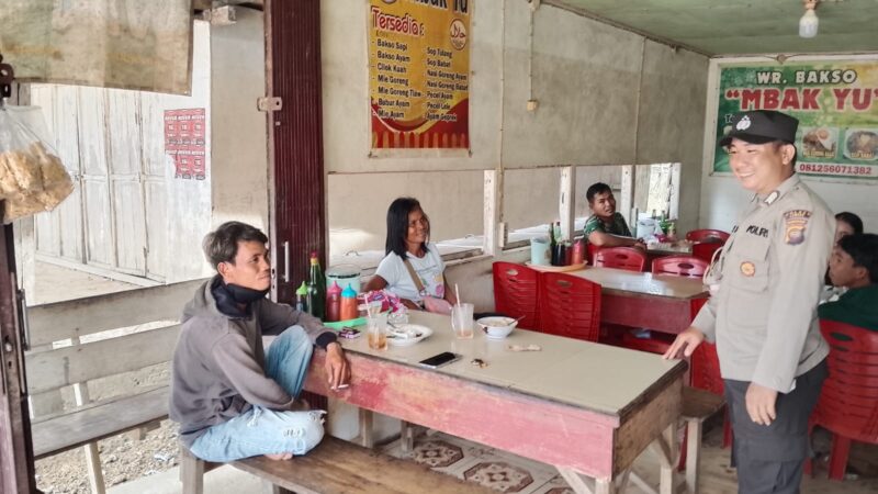 Patroli Siang Hari, Polsek Kuala Behe Tingkatkan Keamanan dan Imbau Warga Waspada Kriminalitas