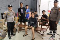 Malam Penuh Keakraban, Polisi Temui Warga dan Sampaikan Himbauan Kamtibmas