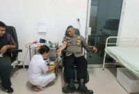 Aksi Kemanusiaan Polres Landak: Personel Ershi 2001 Donorkan Darah Selamatkan Warga yang Akan Operasi