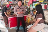 Polisi Hadir di Tengah Warga, Situasi Kota Ngabang Tetap Kondusif