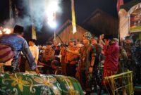 Dentuman Meriam Karbit Getarkan Sungai Kapuas, Pangdam XII/Tpr Mayjen TNI Novi Rubadi Sugito Hadir di Tengah Kemeriahan