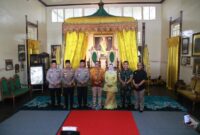 Kapolda Kalbar Irjen Pol. Dr. Pipit Rismanto Silaturahmi ke Sultan Pontianak IX, Perkuat Sinergi Pasca Lebaran