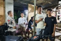 Patroli Malam Polisi Sapa Remaja Nongkrong, Suasana Santai Berubah Penuh Pesan Kamtibmas
