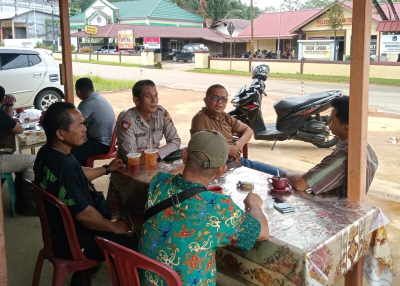 Pendekatan Humanis Polri: Ngobrol Santai Bareng Tokoh Adat Demi Kamtibmas