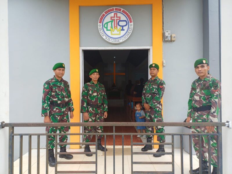 Dandim 1206/Putussibau Letkol Arm Andreas Prabowo Putro Kerahkan Personel Amankan Perayaan Paskah
