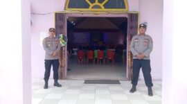 Dipimpin Kapolsek IPTU Eko Kurniawan, S.H., M.H., Pengamanan Ibadah Jumat Agung di Kuala Behe Berjalan Aman dan Kondusif