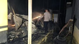 Empat Rumah Kontrakan di Kuala Belian Melawi Ludes Terbakar, Kerugian Ditaksir Rp30 Juta