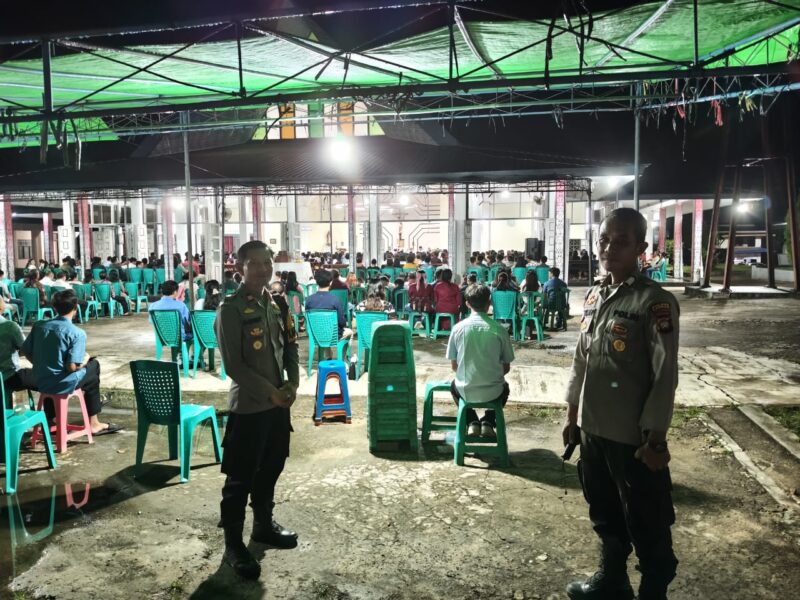 Pengamanan Ibadah Sabtu Suci dan Malam Paskah 2026 di Gereja St. Petrus & Paulus Menjalin Berjalan Aman