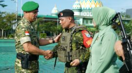 Mayjen TNI Novi Rubadi Sugito Sambut Kepulangan Yonif 644/Walet Sakti dari Papua