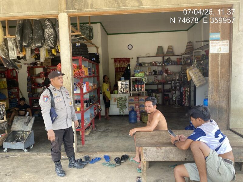 Polsek Meranti Perkuat Kamtibmas Lewat Patroli Dialogis Siang Hari