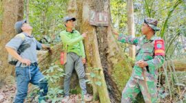 Kopda Desta dan Perangkat Desa Patroli Cek Batas Desa Banua Ujung dan Tamou