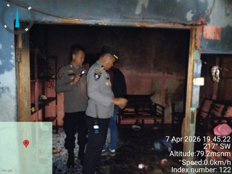 Polres Melawi Lakukan Olah TKP Usai Kebakaran Rumah Warga di Semadin